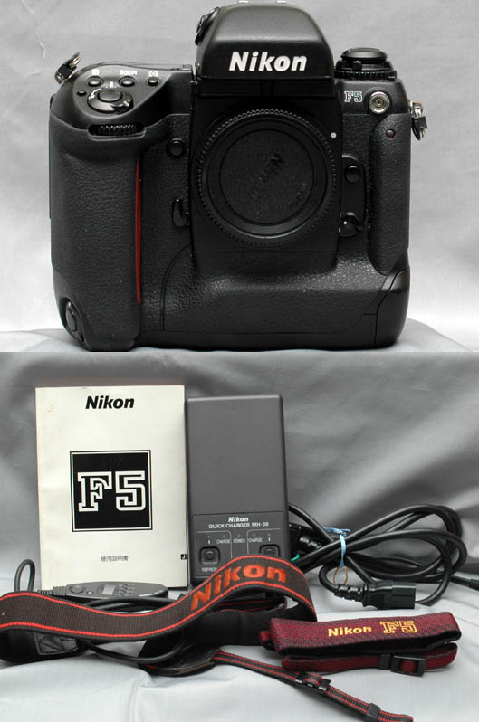 ニコン　Nikon F3ボディ+MD-4 127万番台 ニコン Nikon F3ボディ+MD-4 127万番台 （Nikon F3 HP ブラック